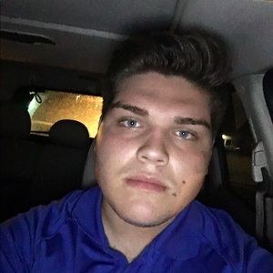 Meet your Posher, Chris